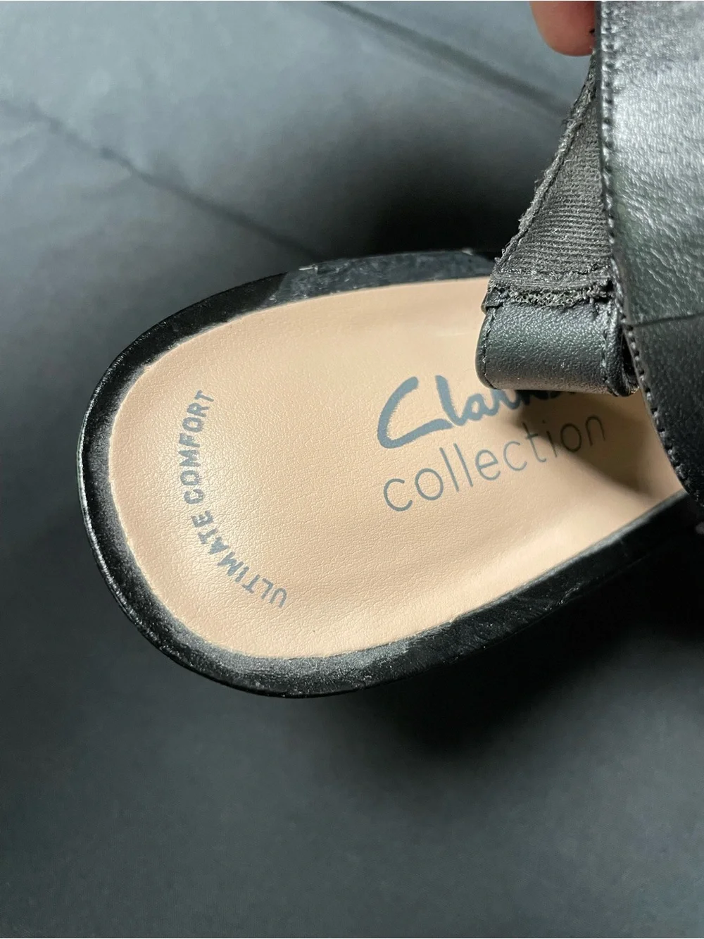 Clarks Black Pointed-Toe Slingback Kitten Heels